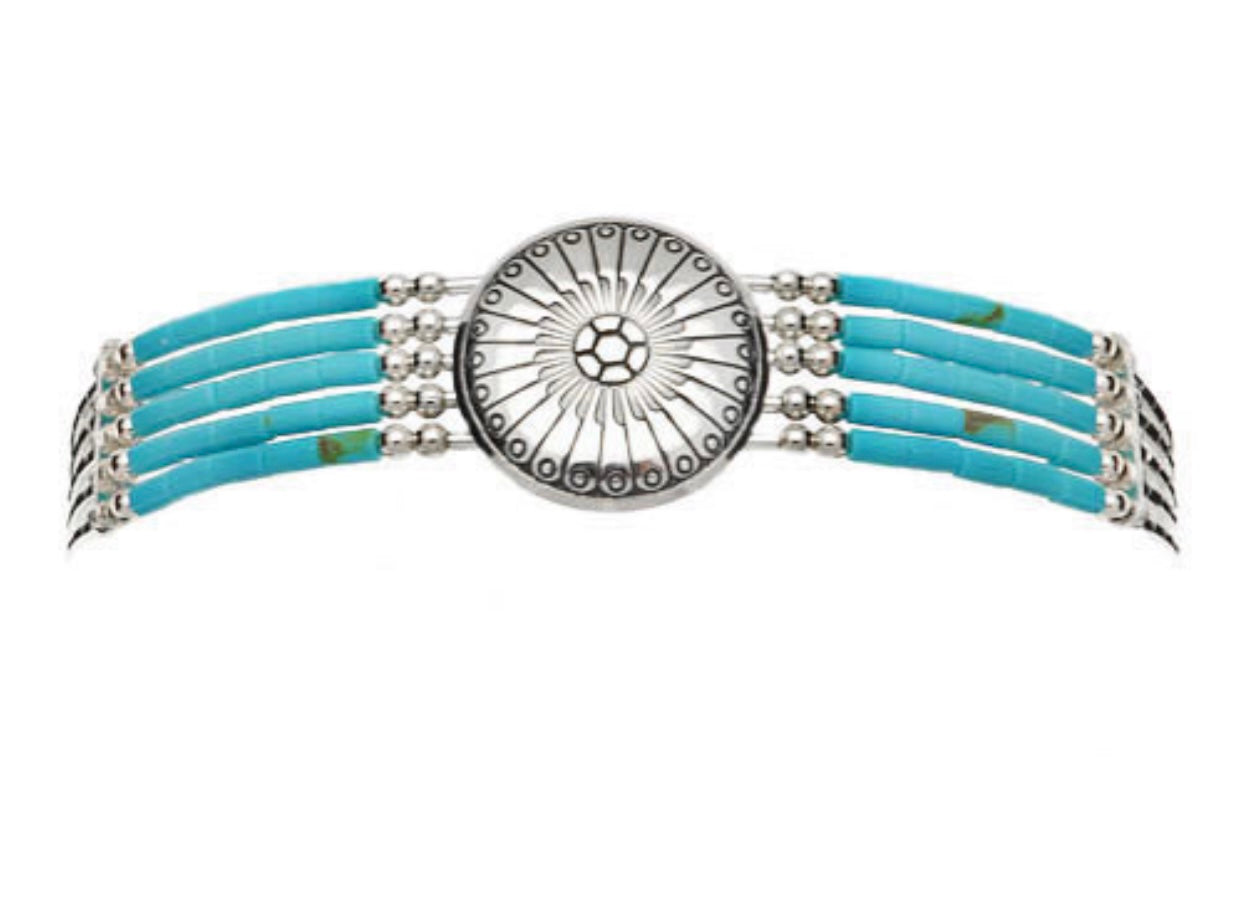 Bracelet "Liquid Silver", Concha centrale. Perles tubulaires turquoise et en argent .